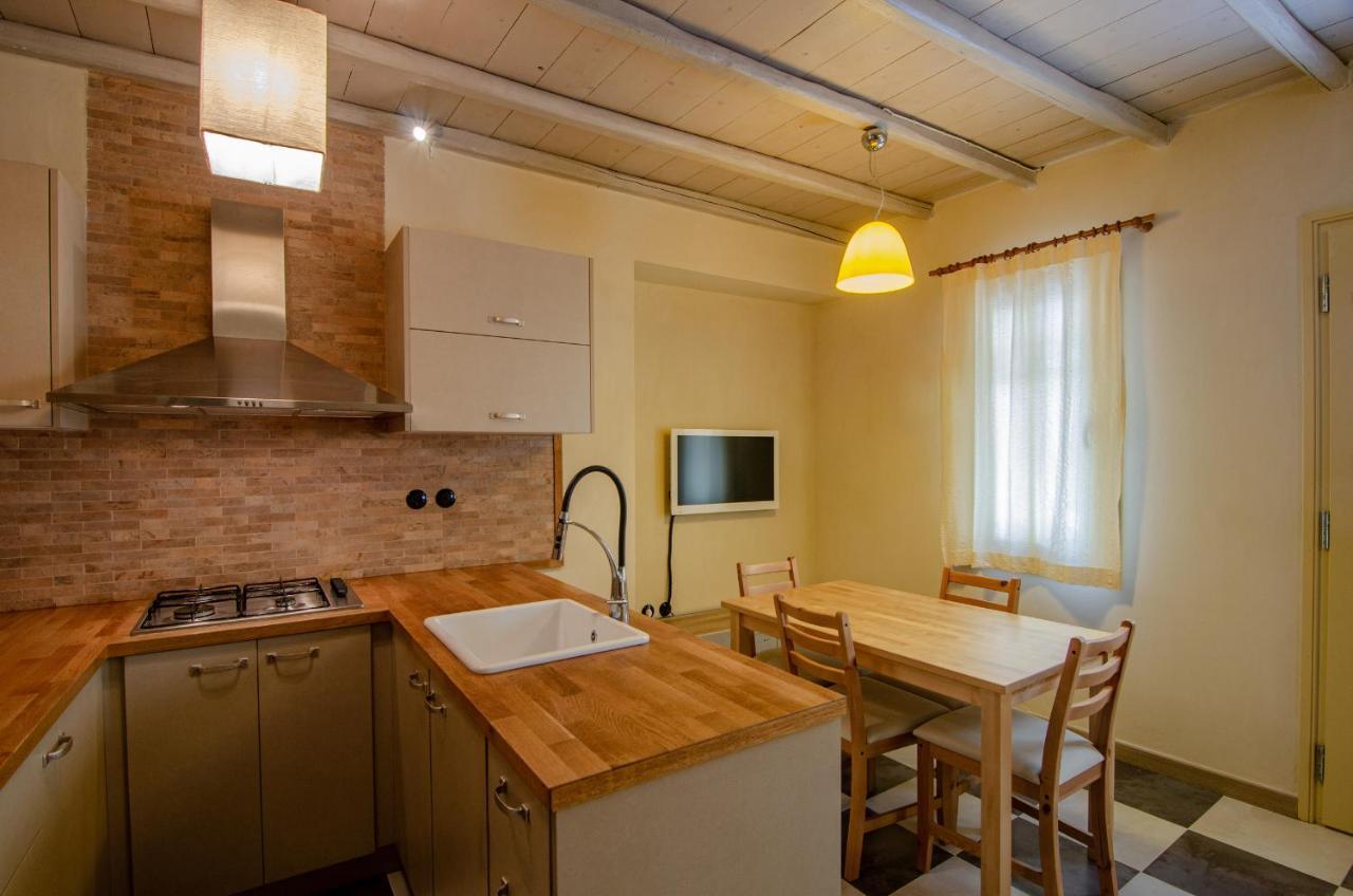 Myyellowhome Ermupoli Exteriér fotografie